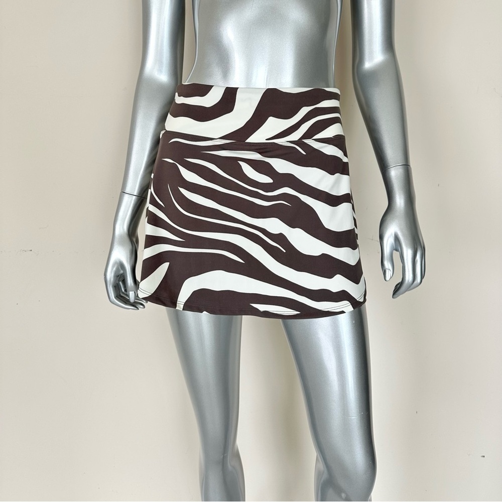 NEW!!! Sincerely Jules women skirt size XS